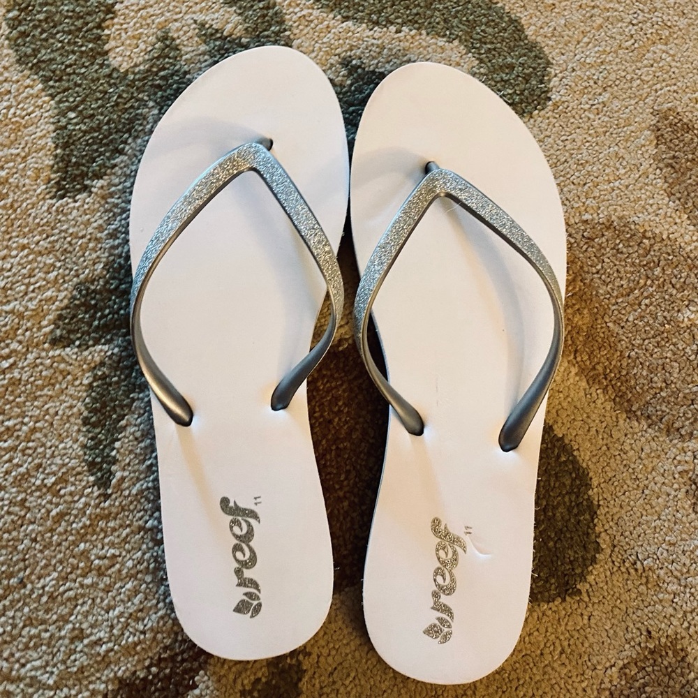 Reef Stargazer bridal flip flops - NWT